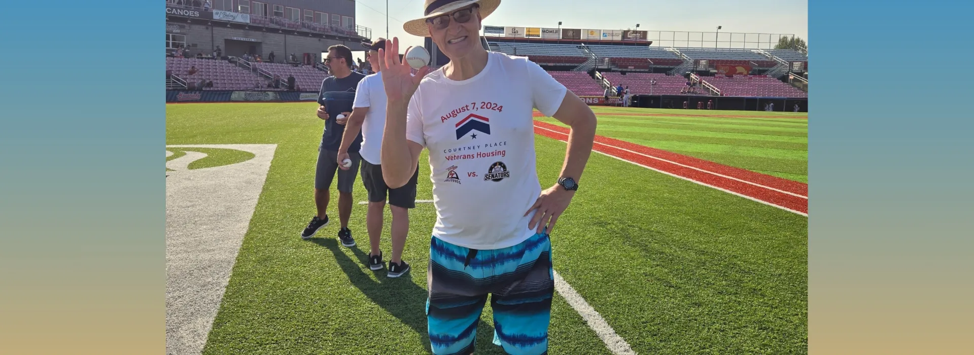 Veteran's Waving Hi