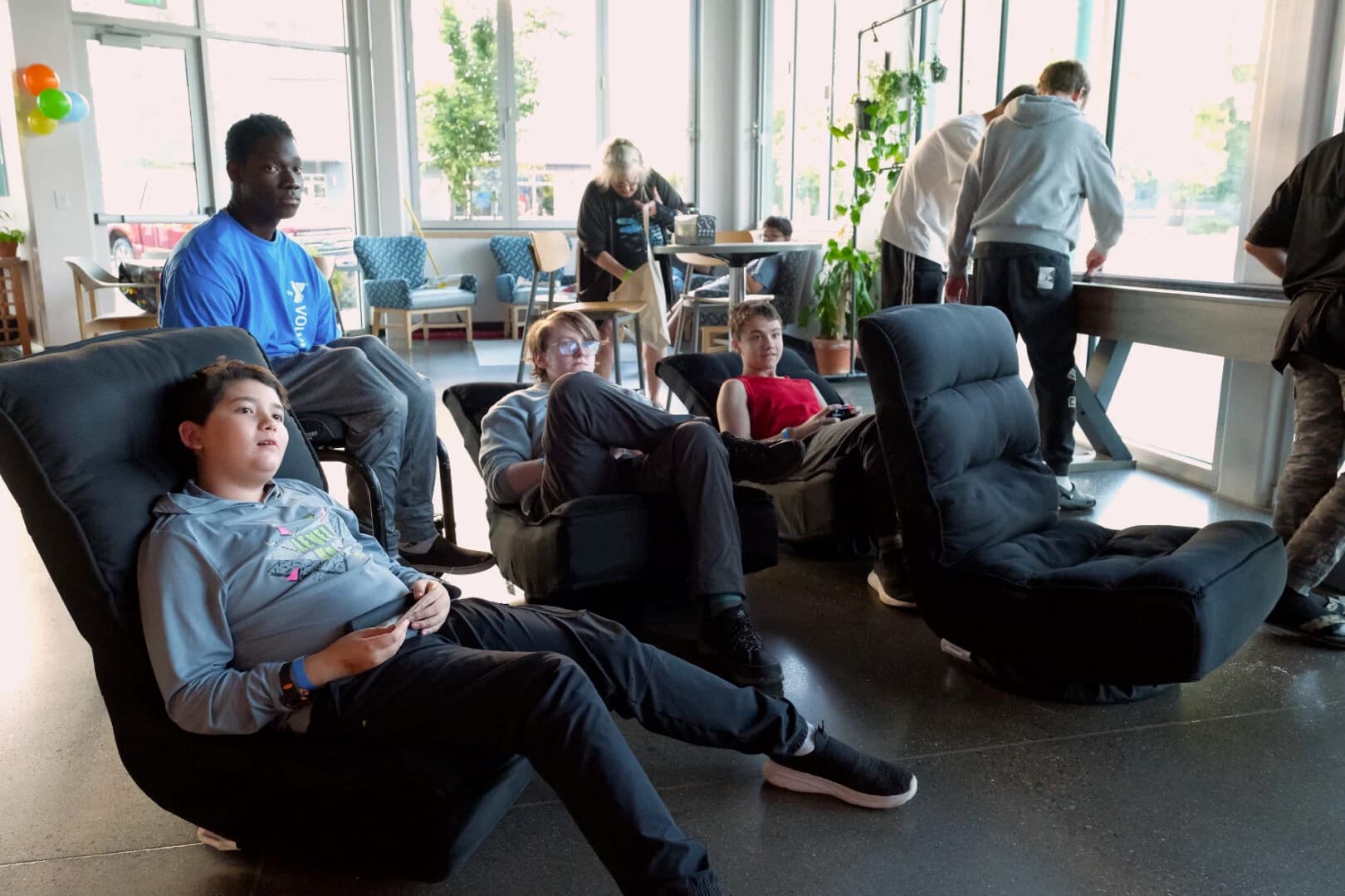 First supporting image